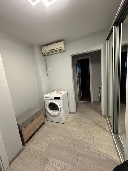 Apartament cu 2 camere decomandat în Piața Centrală