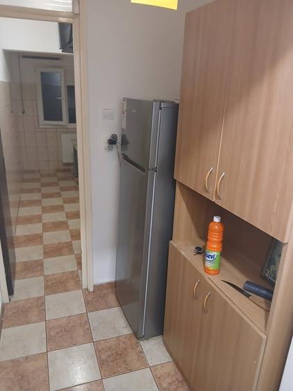 Garsonieră decomandată în Fizicienilor