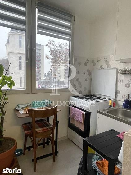 Apartament cu 3 camere decomandat în Calea Aradului