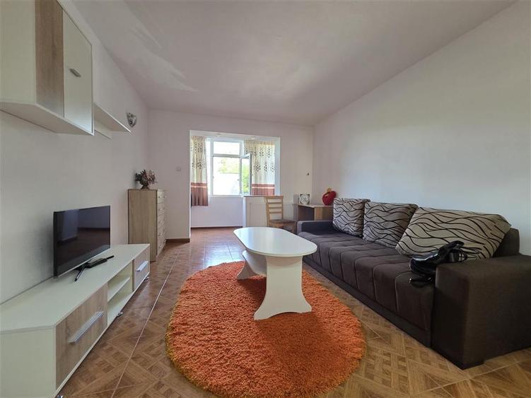 Apartament cu 2 camere circular în Tătărași