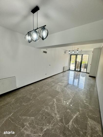 Spațiu comercial, de 36 mp, în Cazino