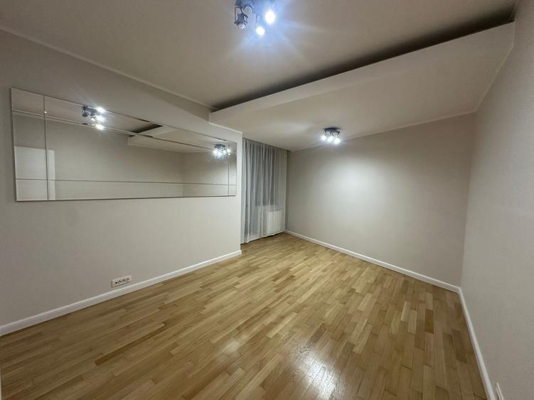 Apartament cu 3 camere decomandat, mobilat în Herăstrău