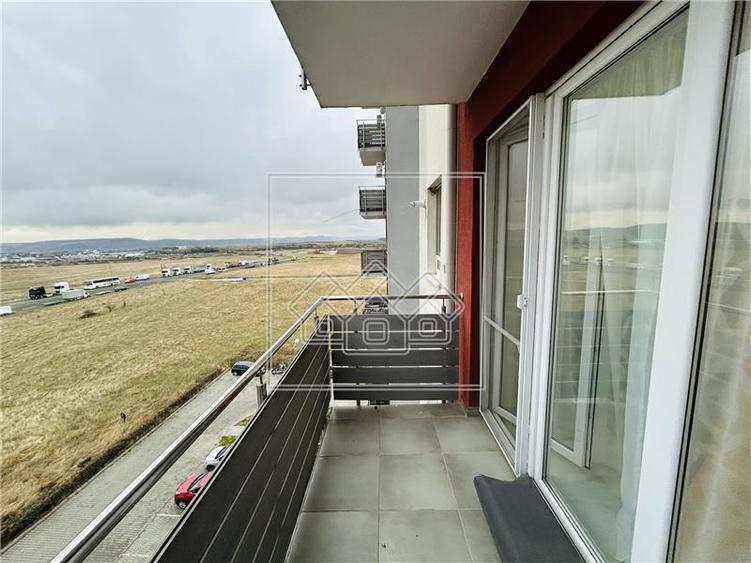 Apartament cu 2 camere decomandat în Exterior Sud