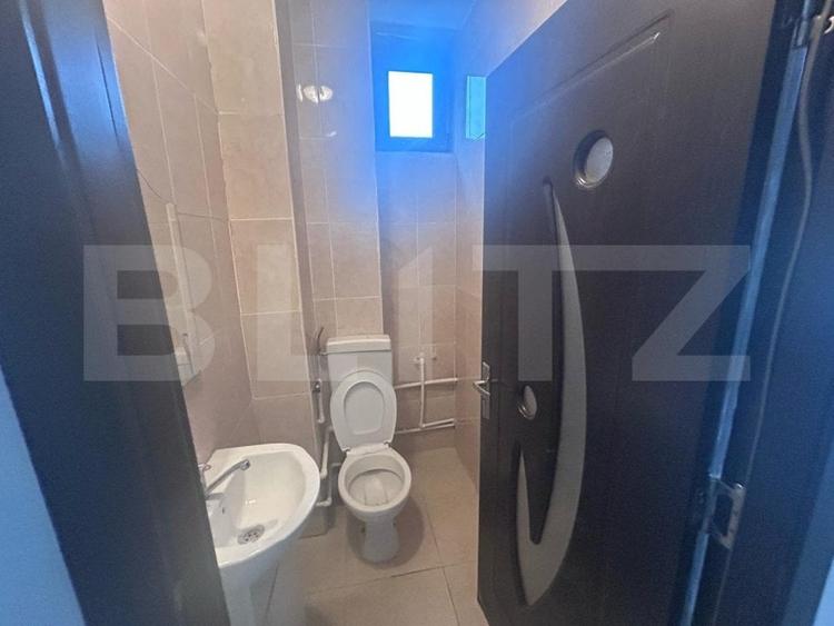 Spațiu comercial, de 30 mp, în Calea Severinului