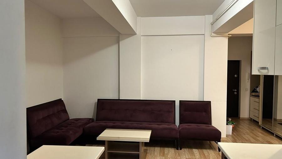 Apartament cu 3 camere decomandat în Dumbrăvița