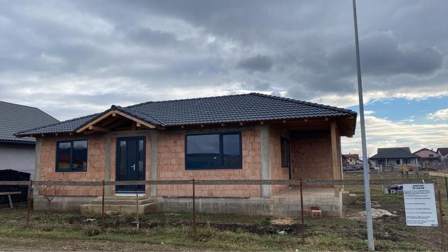 Casă cu 2 camere în Micești