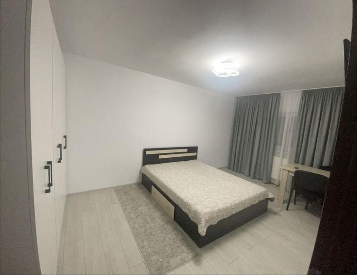 Garsonieră decomandată în Central