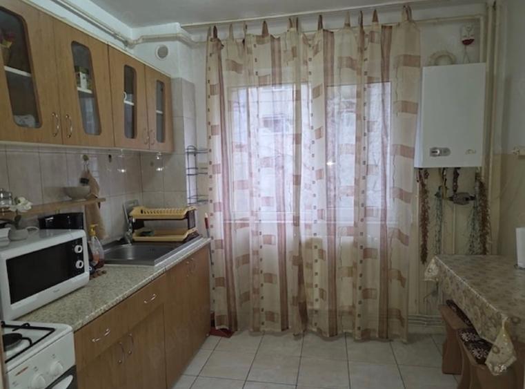Apartament cu 2 camere semidecomandat, mobilat în Exercițiu