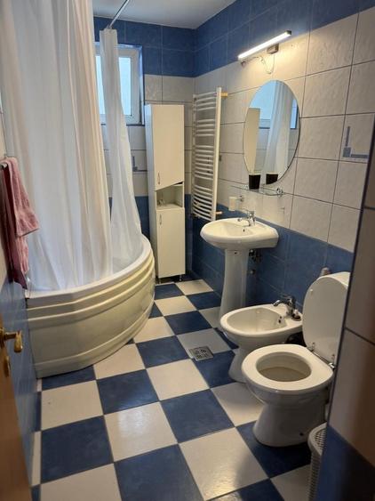 Apartament 3 camere 5-10 august Untold-zona centrala - 1