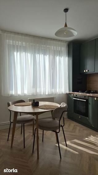 Apartament cu 2 camere decomandat în Tigveni