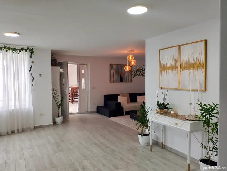 Casă cu 4 camere cu Teren 327 Mp în Central