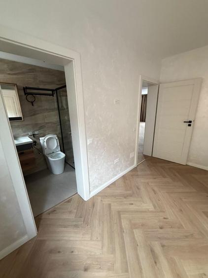 Apartament cu 3 camere decomandat în Popoveni
