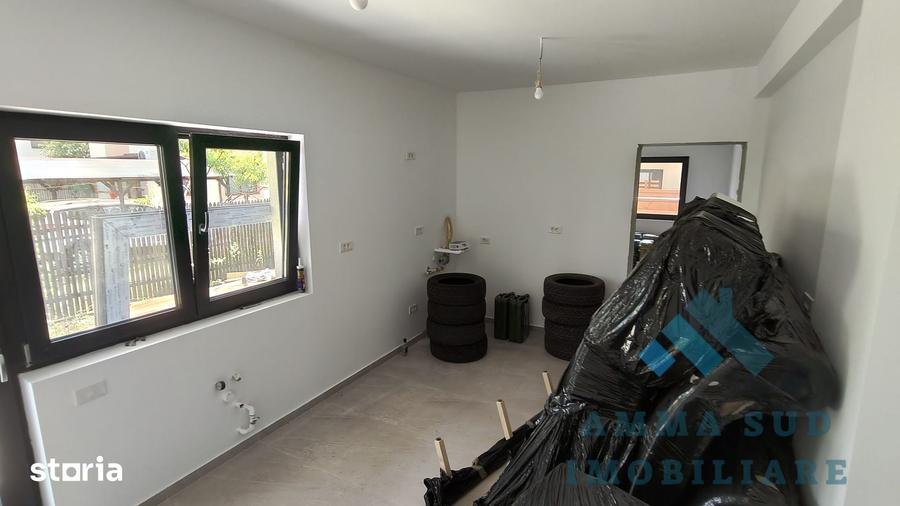 Casă cu 5 camere cu Teren 344 Mp în Central