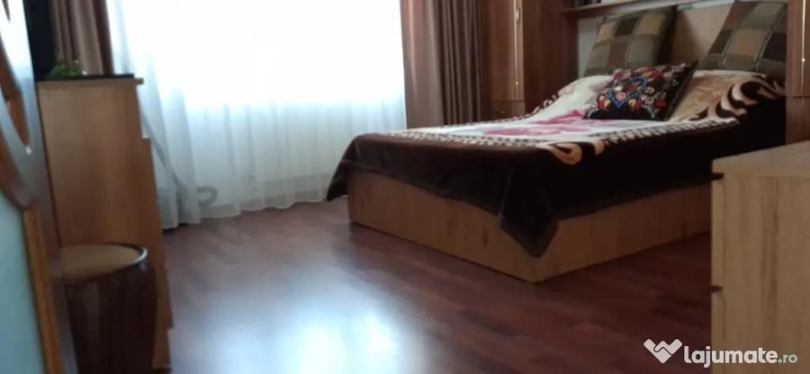 Garsonieră decomandată în Central