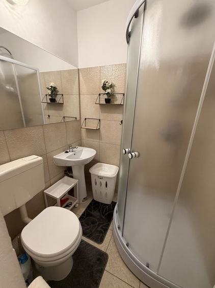 Proprietar- Inchiriez apartament cu 1 camera - 1