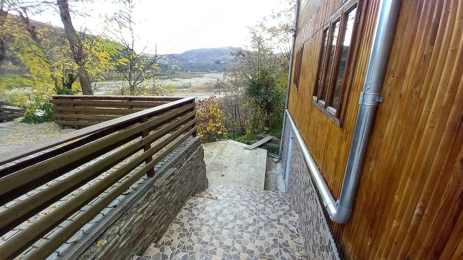 Casă cu Teren 750 Mp în Paltin