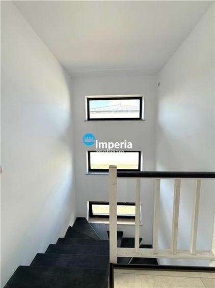 Casă individuală cu 4 camere cu Teren 450 Mp în Miroslava