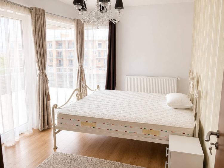 Apartament cu 4 camere în Bună Ziua