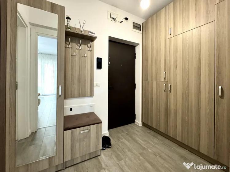Garsonieră decomandată, mobilată în Central