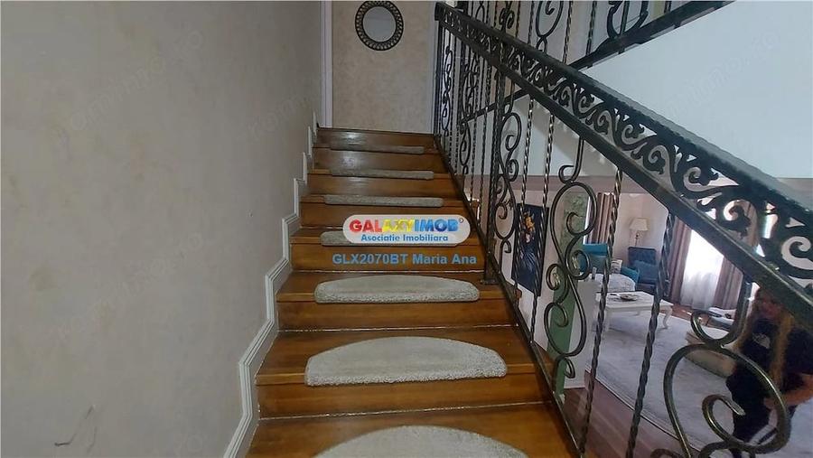 Casă cu Teren 2000 Mp în Central