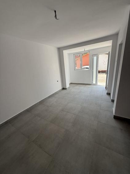 Spațiu comercial, de 33 mp, în Central