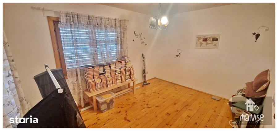 Casă cu 5 camere decomandat cu Teren 927 Mp în Hărman
