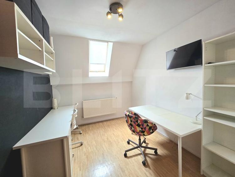 Apartament cu 3 camere decomandat, mobilat în Aradului