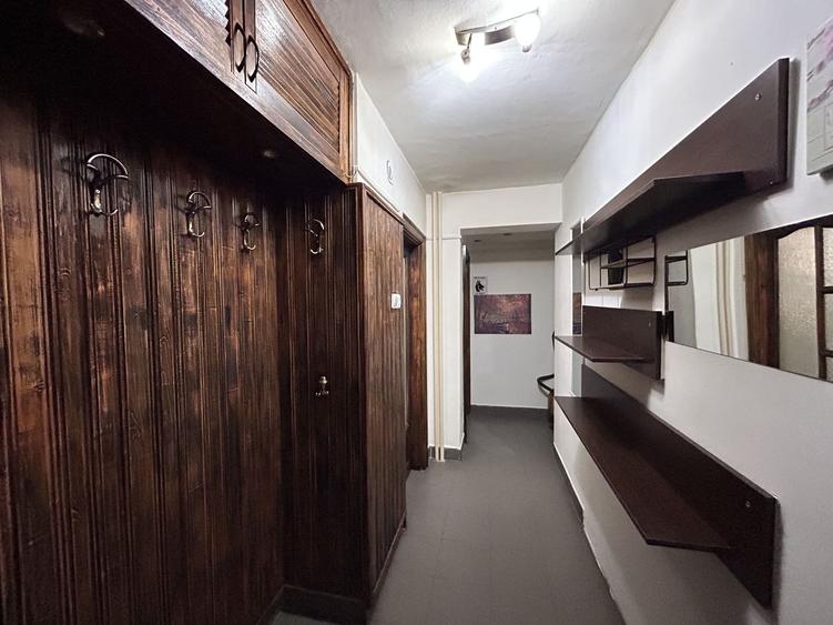Apartament cu 2 camere decomandat, mobilat în Confecții