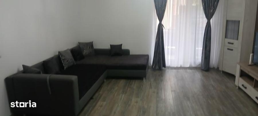 Apartament cu 2 camere, mobilat în Central