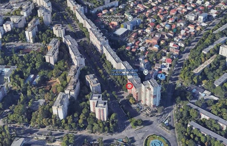 Apartament cu 3 camere decomandat în Berceni