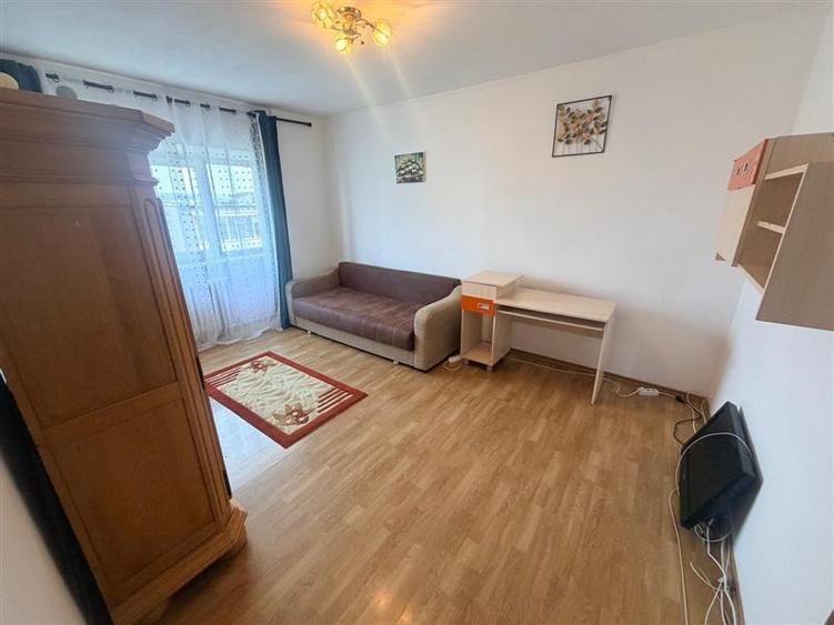 Apartament cu 3 camere decomandat de inchiriat zona Gara - 2
