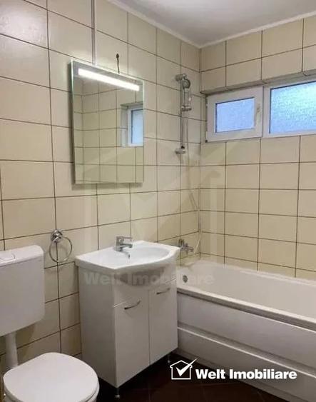 Apartament cu 2 camere semidecomandat, mobilat în Bună Ziua
