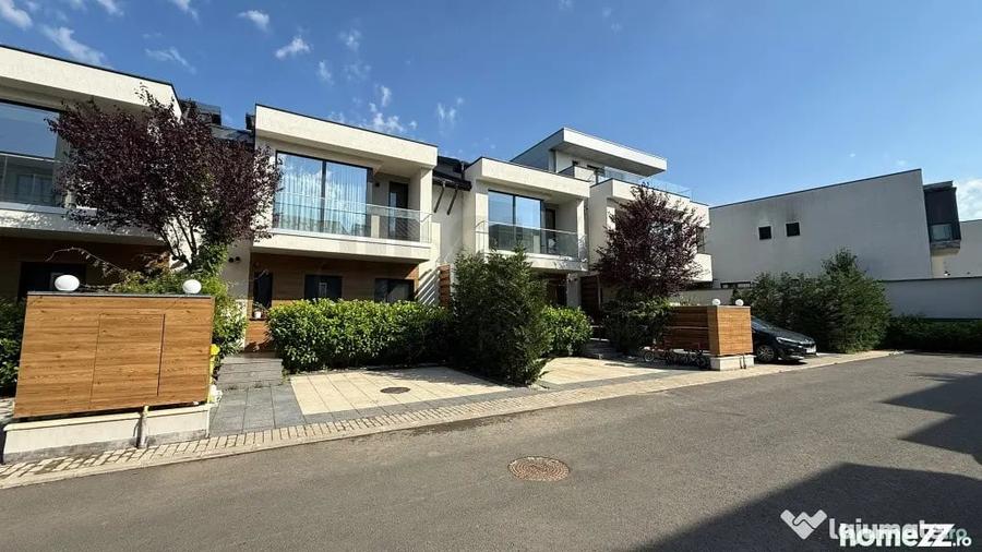 Casă cu 5 camere cu Teren 155 Mp în Chitila