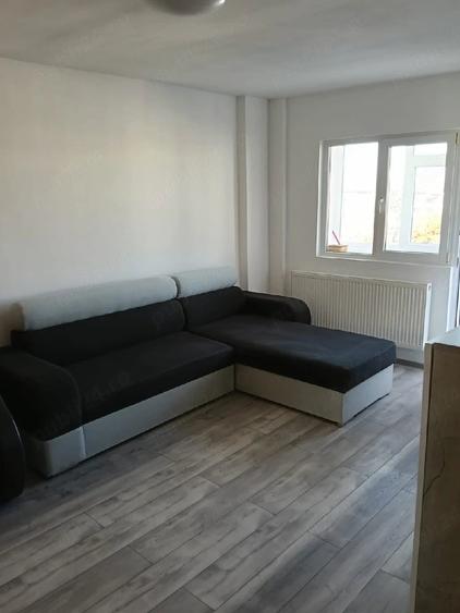 Apartament cu 2 camere decomandat în Republicii