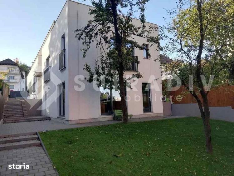 Casă cu 4 camere în Central