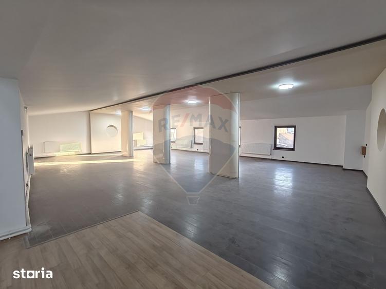 Spațiu comercial, de 535.37 mp, în Central