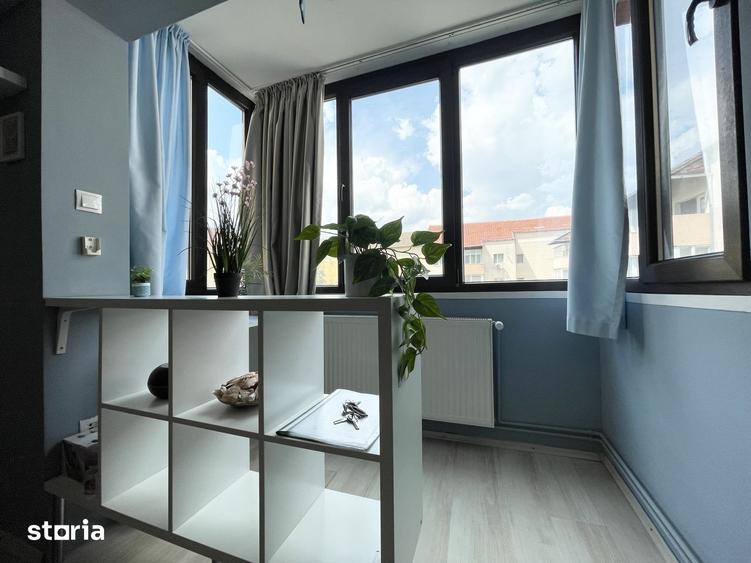 Apartament cu 2 camere semidecomandat, mobilat în Girocului