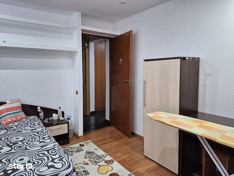 Apartament cu 2 camere decomandat în Trivale
