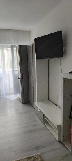 De inchiriat doua camere, renovat recent, mobilat, centrala, aproape de Pia?a Centrala, tramvai - 1