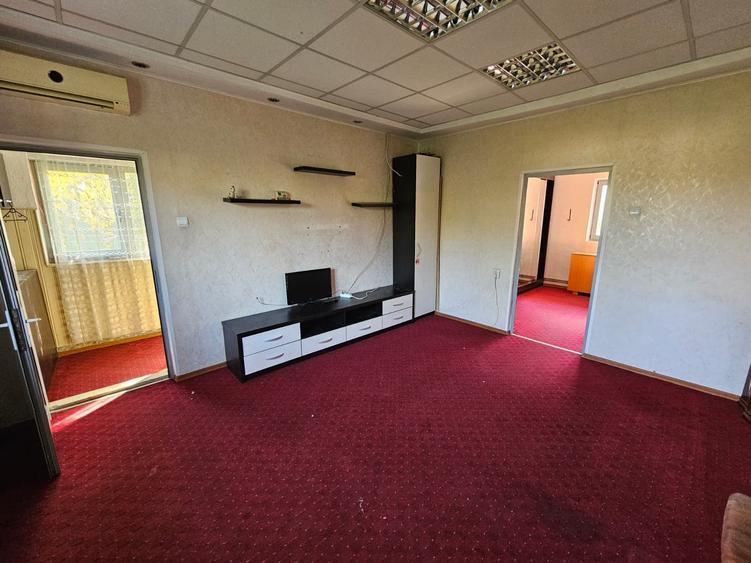 Casă individuală cu 2 camere cu Canalizare în Colentina