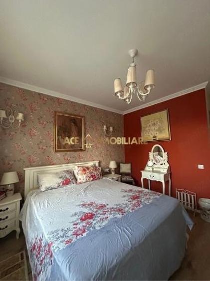 Apartament cu 4 camere decomandat, mobilat în Băneasa
