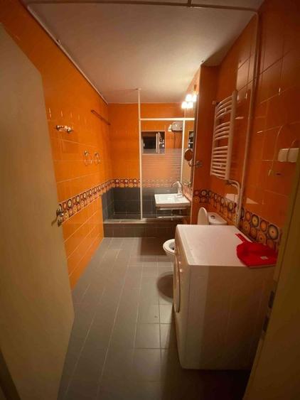 Apartament cu 2 camere semidecomandat, mobilat în Unirii