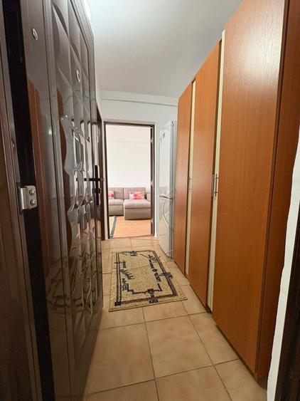 Garsonieră decomandată în Poeni