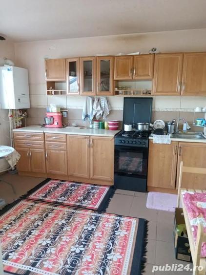 Casă cu 3 camere cu Teren 250 Mp în Valu lui Traian