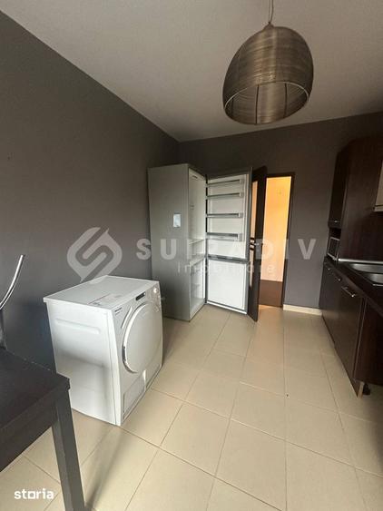 Apartament cu 3 camere semidecomandat în Florești