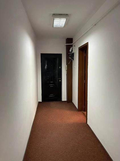Spațiu comercial, de 75 mp, în Central