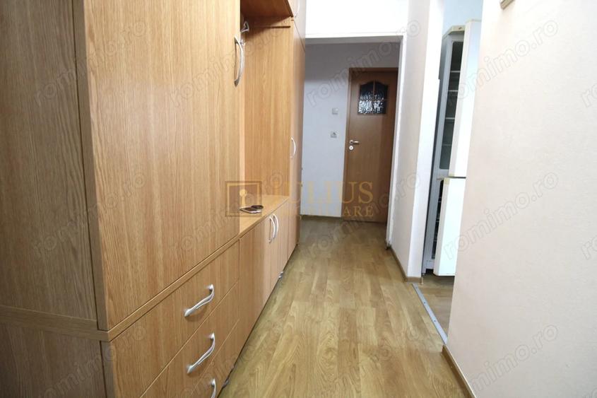 Apartament cu 2 camere decomandat, mobilat în Mircea cel Bătrân
