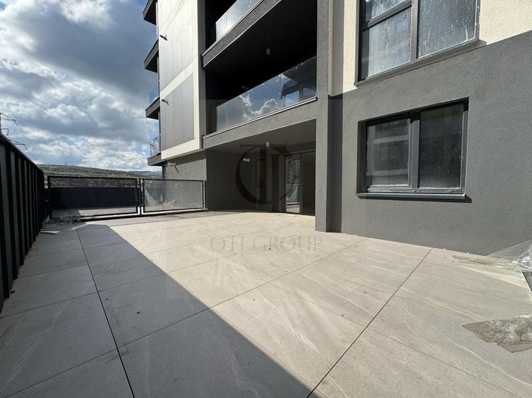Apartament cu 2 camere semidecomandat, mobilat în Gheorgheni