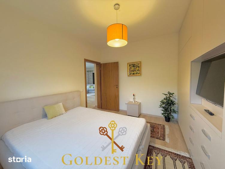 Apartament cu 3 camere semidecomandat în Gruia