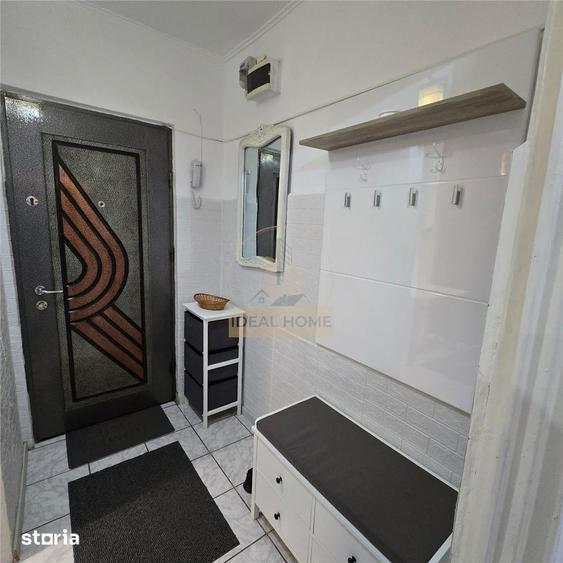 Apartament cu 2 camere semidecomandat în Mircea cel Bătrân